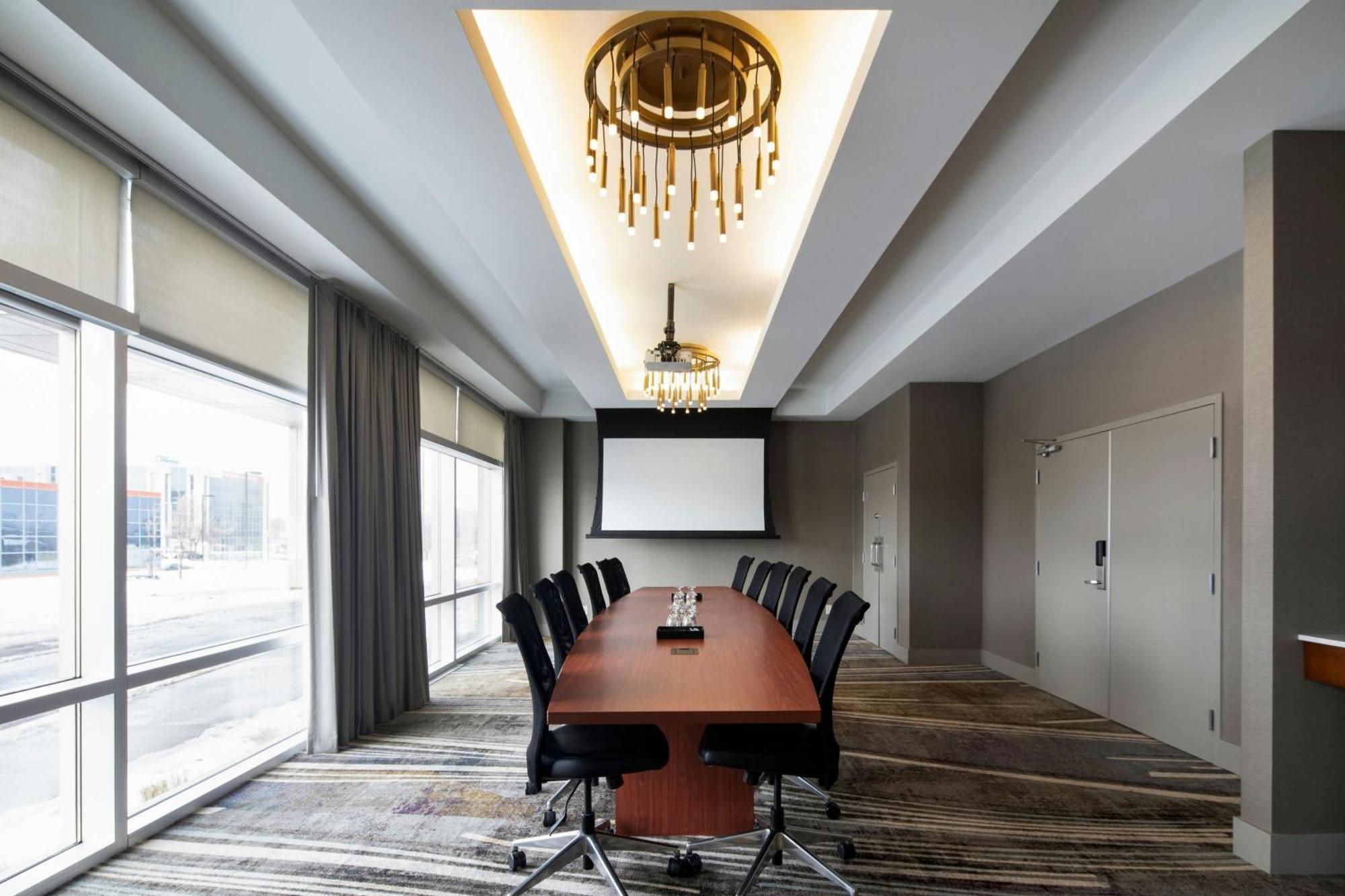 Courtyard By Marriott Montreal Airport 4* Dorval